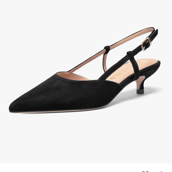 Chic Black Pointed-Toe Heels - Picture 3 of 14